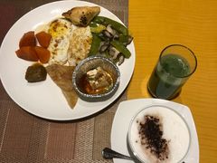 -上海西藏大厦万怡自助餐厅(徐汇店)