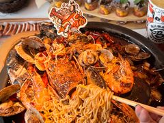 -鸣记脆皮烤鱼·海鲜烤鱼(三八广场店)