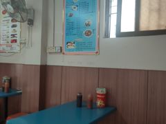 -修记牛杂店(同华东一路店)