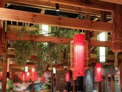 大堂-野山舂·贵州现舂酸汤火锅(鸿通城店)