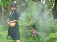 -Chom Cafe and Restaurant