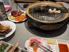 -山焱·炭火自助烤肉(周浦万达店)