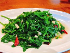 -宴语·新疆菜·大盘鸡·烤肉(北泉店)