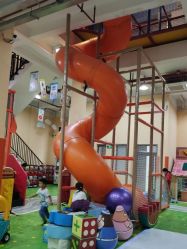 -动力星球家庭亲子游乐中心