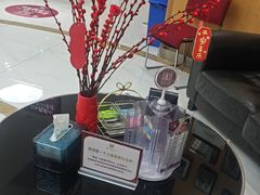 -雅悦齿科(顾村公园店)