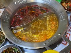-大芊金重庆串串火锅(南京路店)