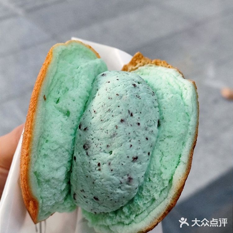 在魔都和小茄总一起吃下午茶甜品