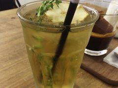 -研途咖啡馆(健康路店)