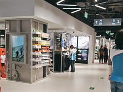 -迪卡侬(环球港店)
