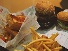 -The Habit Burger Grill 哈比特汉堡(复兴soho店)