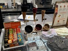 -VENCHI 闻绮(上海佛罗伦萨小镇店)