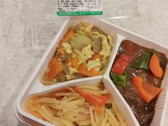 -全家便利店(上海南站站店)
