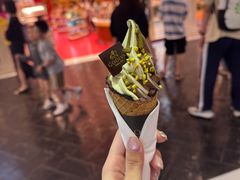 -百老汇美食街