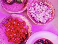 -樱花里音乐餐吧·牛扒椰子鸡(东圃店)