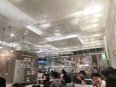 大堂-奈雪的茶(市百一店)