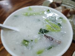 -洲心明记烧肉大粥(总店)