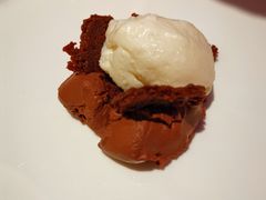 -AZUR聚(香格里拉饭店)