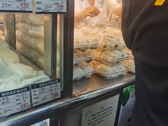 -白玉兰食品(汇联商厦店)