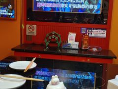 -唯爱KTV聚会餐厅(仙林东城汇店)