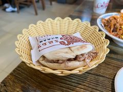 西安腊汁肉夹馍-左陕右甘(亚运村店)