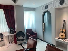 -何顺华吉他沙龙