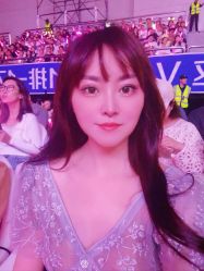 -红馆妆造(中央大街店)