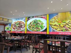 大堂-川流不息·地道川菜·小龙虾(松东路店)