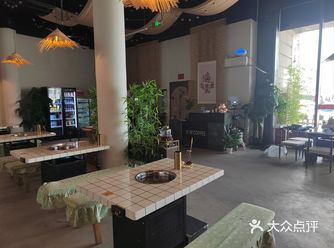 目前有优惠。适合边吃边聊天,可以鸳鸯锅,不辣的