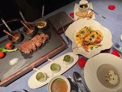 -弦月窗LUNETTE BY AMANDA(复兴路店)