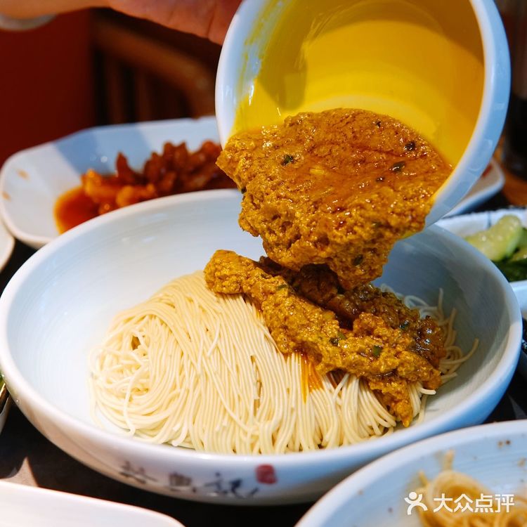 美食分享‖一碗蟹黄面，就足够抚慰人生～