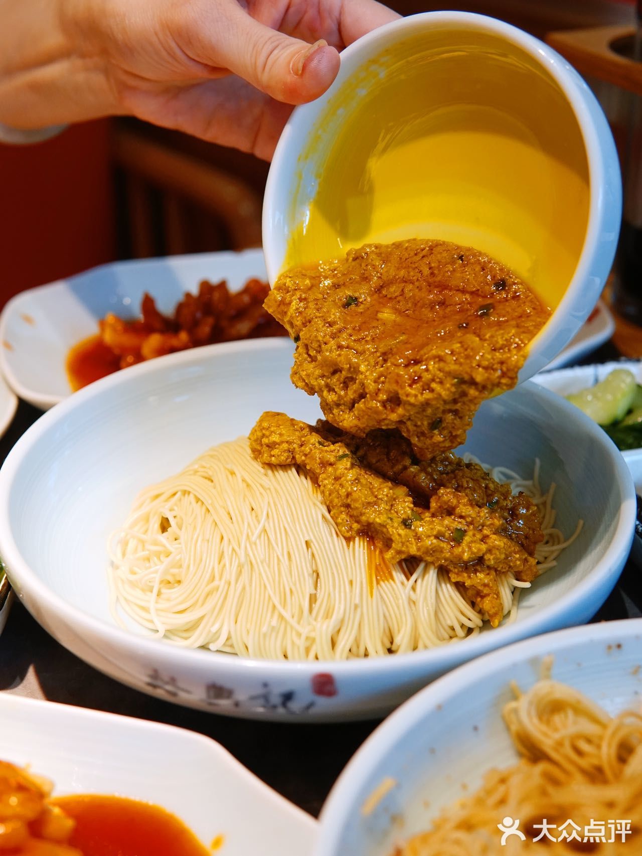 美食分享‖一碗蟹黄面，就足够抚慰人生～