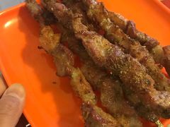 -洞庭洲·防空洞火锅·烧烤·铜锅涮肉(新百广场店)