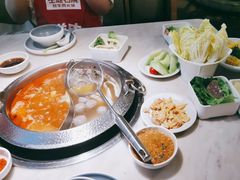 -左庭右院鲜牛肉火锅(浦江欢乐颂店)