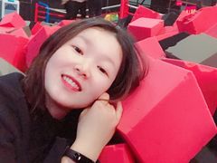 -嘿哟动霸CHUA·新潮玩运动娱乐中心·蹦床滑冰团建乐园