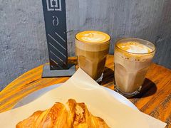 牛角面包-来回·咖啡(天河南店)
