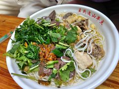 -文山荷鲜居(翠湖店)