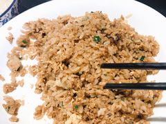 酱油蛋炒饭-晚归月亮湾私家菜(临邑路店)