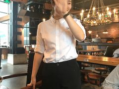 -I HOLIC艾豪丽披萨(KKone店)