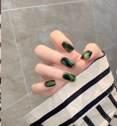 -悦指间美甲美睫