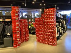 -NIKE品牌体验店(金源新燕莎店)