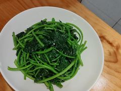 -小白的·非遗东方烤乳猪·海南菜连锁餐厅(椰梦长廊外贸路店)