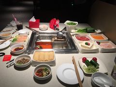 -海底捞火锅鲜切牛肉主题店(长寿路店)