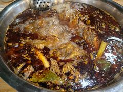 -肖肖酸萝卜鱼火锅(总店)