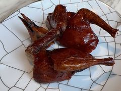脆皮妙龄鸽-新荣记(新源南路店)