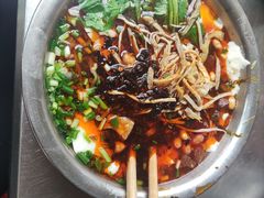 -老五鸡丝豆花面粉(瑞金北路68号院店)