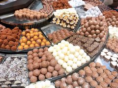 -Laderach 莱德拉(上海环贸iapm店)