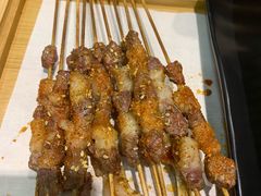 烤肥牛串一把-小两口锦州烧烤·脆皮油边(依云北郡店)
