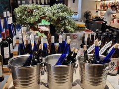 -雍和会海鲜姿造自助(湖东路店)