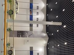 -杭州中沃沃尔沃4S店(滨江区店)