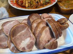 肠包肉-聚合鑫东北熏酱熟食麻辣面(长阳店)
